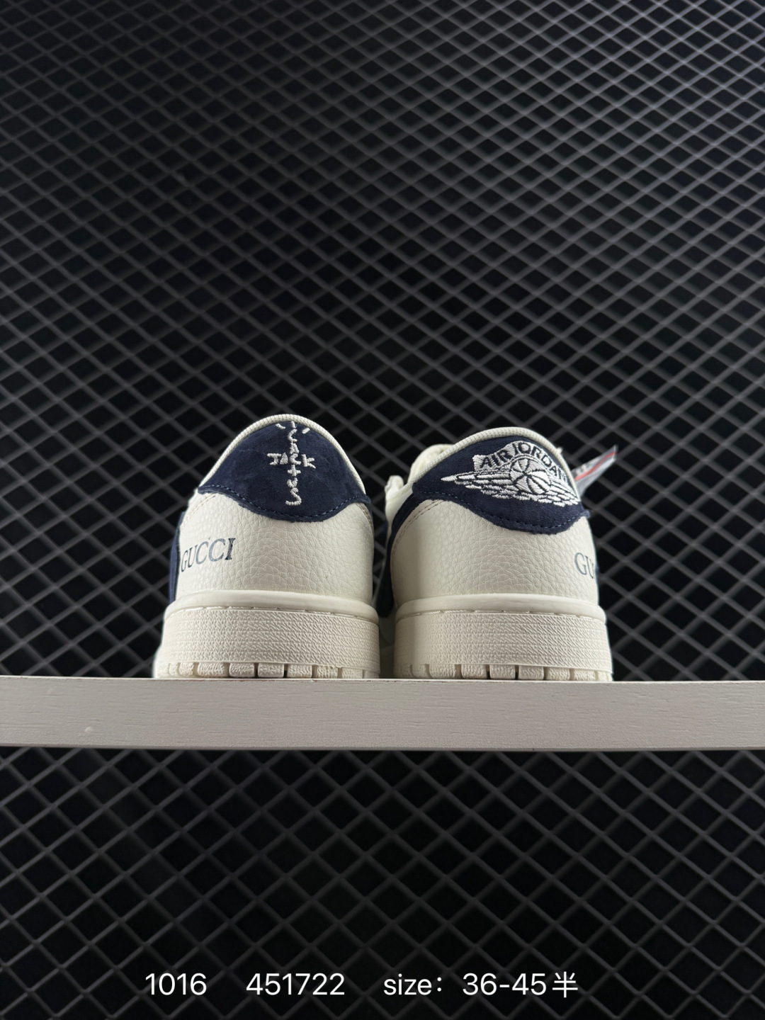 Travis Scott x Air Jordan 1 ” Reverse Mocha “